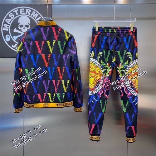2021秋冬 軽量ジャケット 優美なお出かけスタイル ヴェルサーチVERSACE セットアップ上下 花プリントデザインジャケット ヴェルサーチコピー