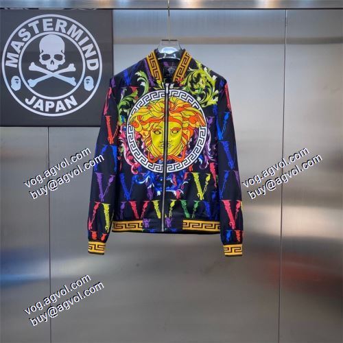 2021秋冬 軽量ジャケット 優美なお出かけスタイル ヴェルサーチVERSACE セットアップ上下 花プリントデザインジャケット ヴェルサーチコピー
