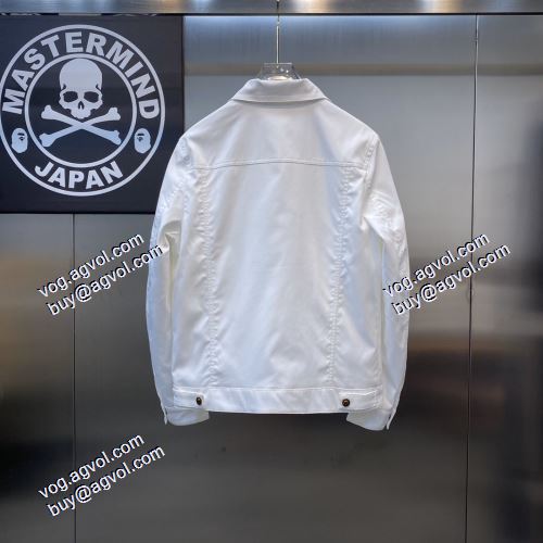 ヴェルサーチブランド コピー 2色可選 トグルボタン付 ジャケット 2021秋冬 ヴェルサーチVERSACE コート 柔らかな質感