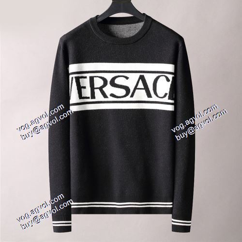 セーター オシャレロゴパーカー 注目のアイテム 2021秋冬 ヴェルサーチVERSACE ニットウェア ヴェルサーチブランド コピー