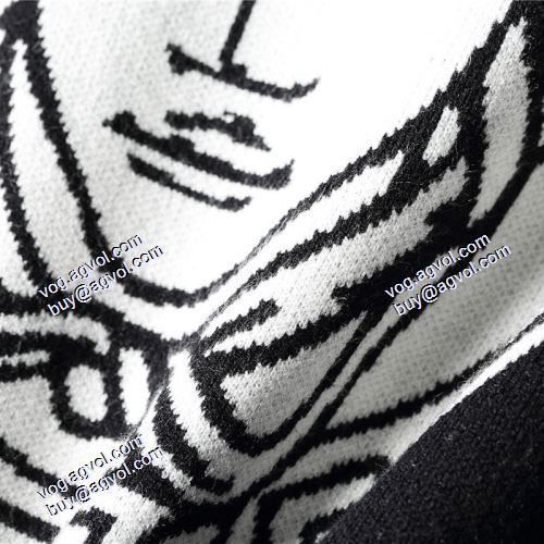セーター オシャレロゴパーカー 注目のアイテム 2021秋冬 ヴェルサーチVERSACE ニットウェア ヴェルサーチブランド コピー
