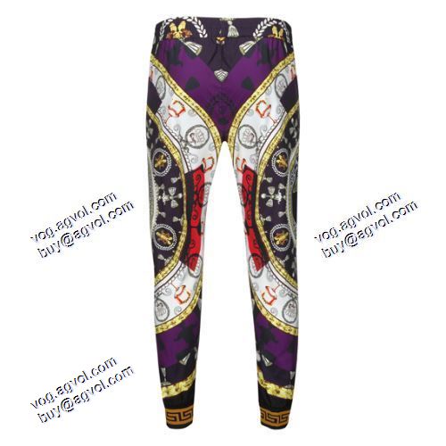 人目を惹くデザイン 2021秋冬 ヴェルサーチVERSACE セットアップ上下 花プリントデザインジャケット ヴェルサーチコピー ブランド