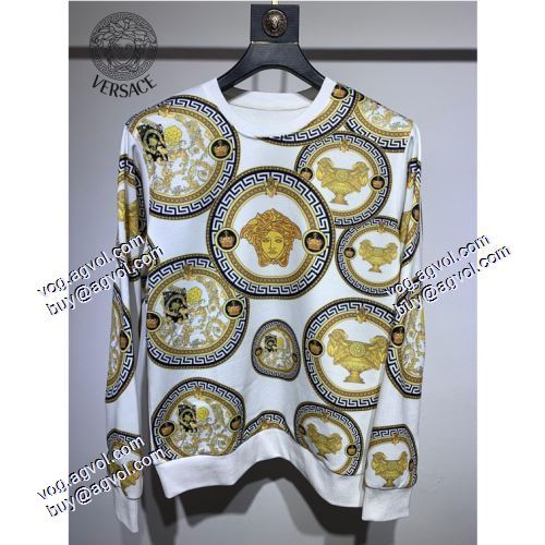 2021秋冬 秋の定番 ジップパーカー ロゴパーカー ヴェルサーチVERSACE ヴェルサーチスーパーコピー プルオーバーパーカー オシャレロゴパーカー