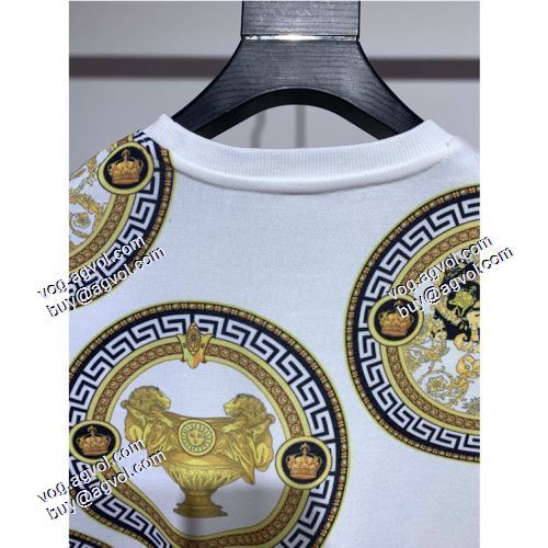 2021秋冬 秋の定番 ジップパーカー ロゴパーカー ヴェルサーチVERSACE ヴェルサーチスーパーコピー プルオーバーパーカー オシャレロゴパーカー