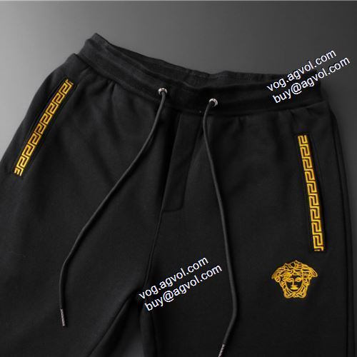 魅力ファッション ヴェルサーチコピー ブランド 2021秋冬 ヴェルサーチVERSACE セットアップ上下 2色可選 秋のお出かけに最適 上質