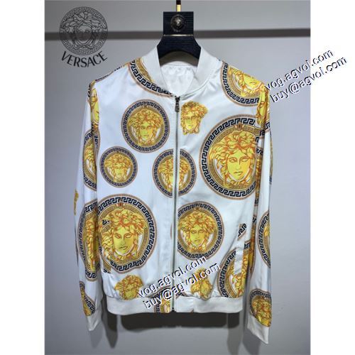 選べる極上 ジャケット 花プリントデザインジャケット 2021秋冬 ヴェルサーチVERSACE ヴェルサーチスーパーコピー ブルゾン 堪能できるコート