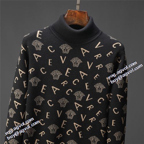 ヴェルサーチスーパーコピー 激安 希少価値大！ 2021秋冬 ヴェルサーチVERSACE セーター 秋のお出かけに最適