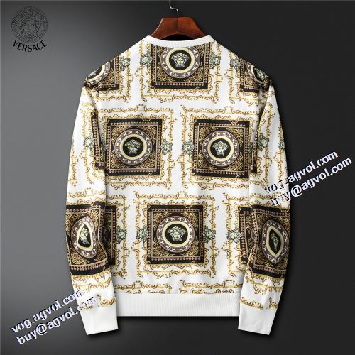 2021秋冬 ヴェルサーチVERSACE プルオーバーパーカー 3色可選 人気新品★超特価★ ロゴパーカー おしゃれさ抜群パーカ ヴェルサーチブランドコピー