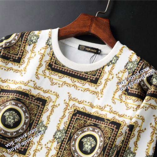 2021秋冬 ヴェルサーチVERSACE プルオーバーパーカー 3色可選 人気新品★超特価★ ロゴパーカー おしゃれさ抜群パーカ ヴェルサーチブランドコピー