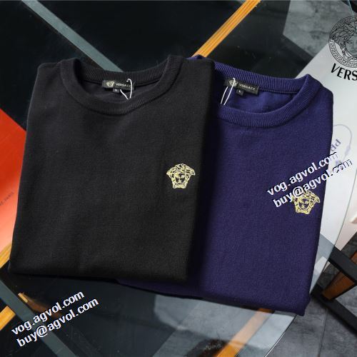 スタイリッシュな印象 2021秋冬 セーター おしゃれな装い 適度な厚み 2色可選 ヴェルサーチVERSACE ヴェルサーチスーパーコピー