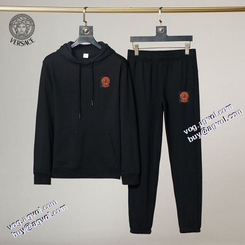 2021秋冬 セットアップ上下 2色可選 ヴェルサーチVERSACE 存在感のある ヴェルサーチブランド コピー シンプルなデザイン 適度な厚み