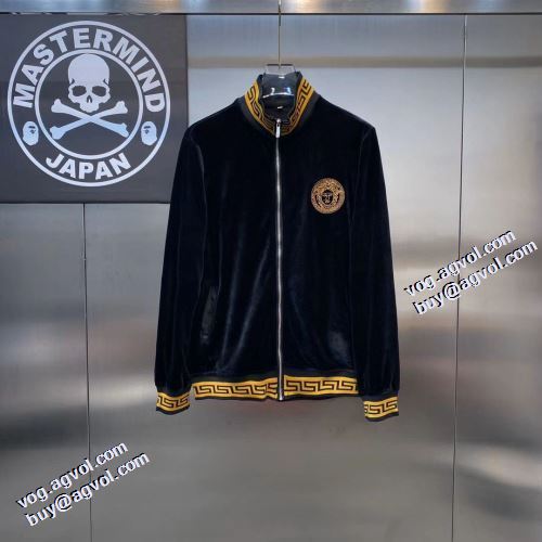 ヴェルサーチ偽物ブランド ファション性の高い ジンシロン セット 2021秋冬 ヴェルサーチVERSACE 飽きのこないデザイン 大花プリント