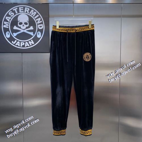 ヴェルサーチ偽物ブランド ファション性の高い ジンシロン セット 2021秋冬 ヴェルサーチVERSACE 飽きのこないデザイン 大花プリント