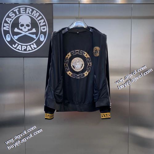 ヴェルサーチ偽物ブランド ファション性の高い ジンシロン セット 2021秋冬 ヴェルサーチVERSACE 飽きのこないデザイン 大花プリント