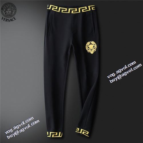 おしゃれに絶大な人気の ジャージセット プリント柄 人目を惹くデザイン 2021秋冬 ヴェルサーチVERSACE ヴェルサーチ偽物ブランド