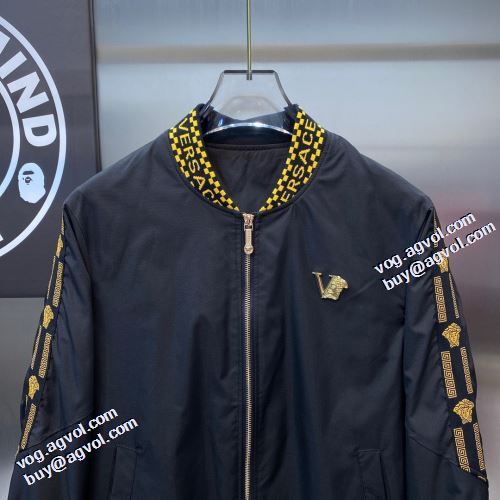 ヴェルサーチコピー 抜群な楽チン感ある大定番 2021秋冬 中わたジャケット ヴェルサーチVERSACE ジャケット 高級感漂わせる