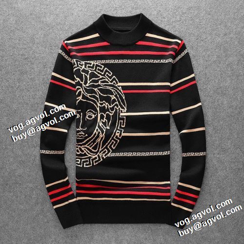 ボーダー柄 風合いの出る 2021秋冬 ヴェルサーチブランドスーパーコピー ヴェルサーチVERSACE セーター 高級感ある