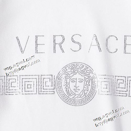 2021秋冬 ヴェルサーチVERSACE 人気ブランド 2色可選 厚手の生地 ヴェルサーチコピー ブランド おしゃれさ抜群パーカ プルオーバーパーカー ロゴパーカー