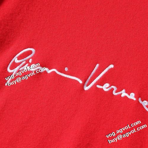 3色可選 鮮やかな配色 レーヨン ハリのある 落ち着いた感覚 2021秋冬 ヴェルサーチVERSACE セーター ヴェルサーチコピー ブランド