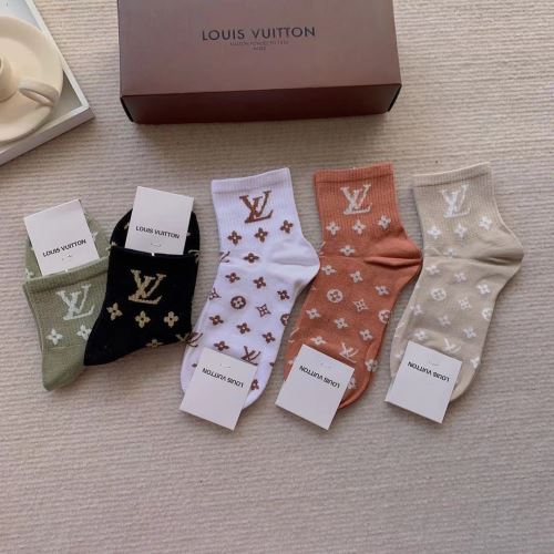 高級感ある 限量販売 2022新作 多色選択可 ルイ ヴィトン LOUIS VUITTON 靴下 男女共通 ハリのある ルイ ヴィトンスーパーコピー 