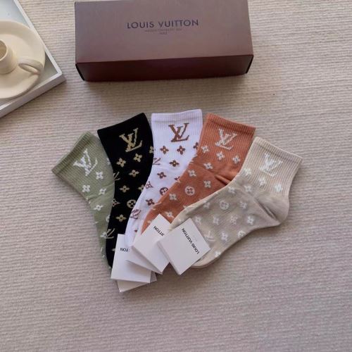 高級感ある 限量販売 2022新作 多色選択可 ルイ ヴィトン LOUIS VUITTON 靴下 男女共通 ハリのある ルイ ヴィトンスーパーコピー 