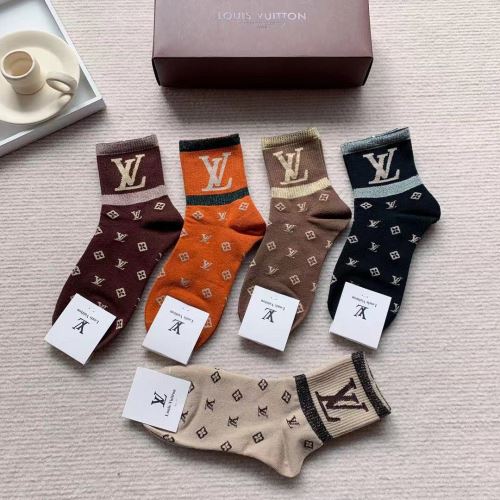 2022新作 靴下 ルイ ヴィトン LOUIS VUITTON 個性的なデザ ルイ ヴィトンブランドコピー 多色選択可 絶大な人気を誇る 使い回し最高