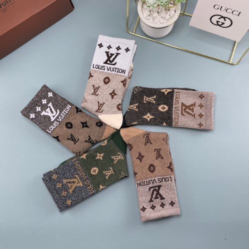 靴下 多色選択可 ルイ ヴィトンコピー 2022新作 耐久性のある 良い肌触り ルイ ヴィトン LOUIS VUITTON 