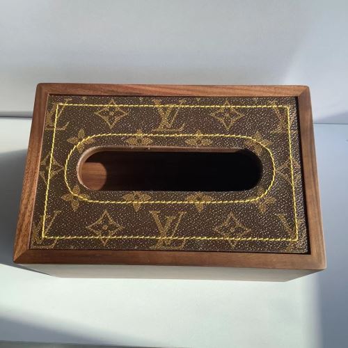 ティッシュペーパー ボックス 高級感ある ルイ ヴィトンスーパーコピー  2022新作 レトロ ルイ ヴィトン LOUIS VUITTON エレガントな装い 上質素材