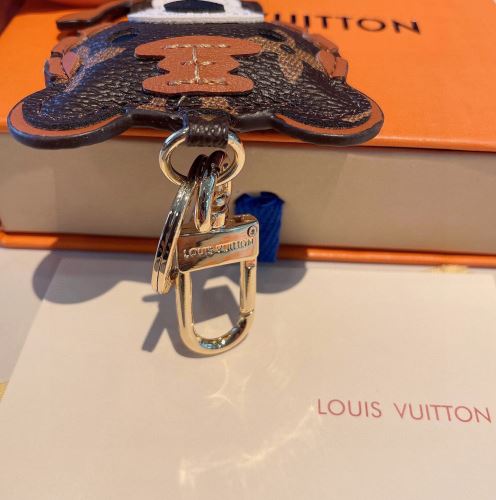 限量販売 モテ 2022新作 キーホルダー ルイ ヴィトン LOUIS VUITTON ユニークキーボルダー 人気商品登場 ルイ ヴィトンスーパーコピー 激安