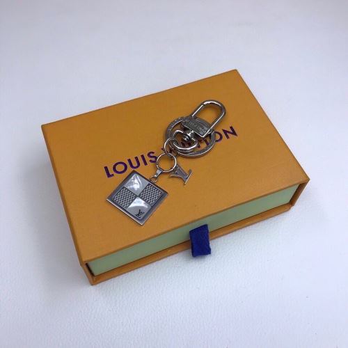 2022新作 ルイ ヴィトン LOUIS VUITTON キーホルダー 四角 ルイ ヴィトンスーパーコピー 激安 オリジナルデザイン きらめく 人気販売中
