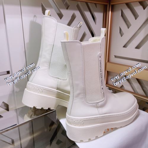 ディオールスーパーコピー 2021秋冬 レザーシューズ靴 人気販売中 ディオール DIOR 2色可選 流行や季節に拘らないデザイン