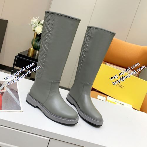 フェンディコピー ブランド 2色可選 2021秋冬 フェンディ FENDI これからの季節の足元のアクセント レザーシューズ靴 もっとも高い人気を誇る