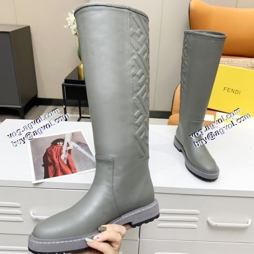フェンディコピー ブランド 2色可選 2021秋冬 フェンディ FENDI これからの季節の足元のアクセント レザーシューズ靴 もっとも高い人気を誇る
