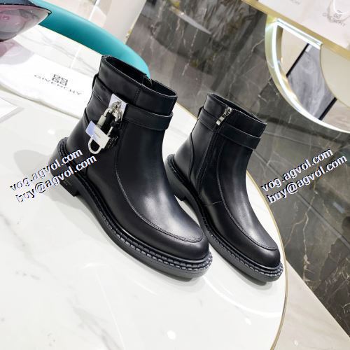 2021秋冬 ジバンシー GIVENCHY ショートブーツ 汚れも目立ちにくい 注目のアイテム ジバンシィコピー ブランド 履き心地のいい