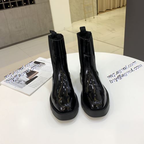 レザーシューズ靴 2021秋冬 程よい高さ ジバンシィブランド 偽物 通販 人気 ランキング ジバンシー GIVENCHY 脚長美脚効果がある