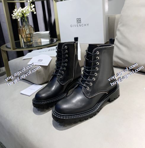 2021秋冬 リゾートスタイル 海外限定ライン ジバンシー GIVENCHY ジバンシィスーパーコピー 激安 安定感が抜群 ショートブーツ