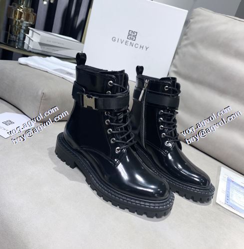 ジバンシィコピーブランド 着脱の簡単なスリップオンタイプ ジバンシー GIVENCHY 2021秋冬 リゾートスタイル 上品に着こなせ レザーシューズ靴