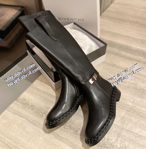 レザーシューズ靴 ジバンシィブランドスーパーコピー 2021秋冬 ジバンシー GIVENCHY 編上げ靴タイプ 脚長美脚効果がある