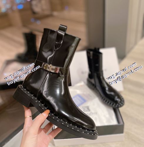 2021秋冬 ジバンシー GIVENCHY 着用 ショートブーツ 着脱の簡単なスリップオンタイプ セレブ愛用の超人気商品 ジバンシィブランドコピー 