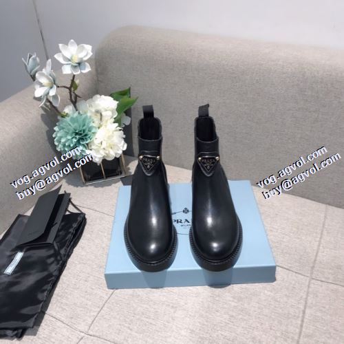 履き心地抜群 2021秋冬 プラダスーパーコピー 履き心地 レザーシューズ靴 プラダ PRADA 程よい高さ ブーツ レディース