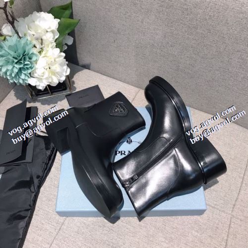 レザーシューズ靴 2021秋冬 プラダブランド 偽物 通販 汚れも目立ちにくい プラダ PRADA 安定感が抜群 足元を上品に