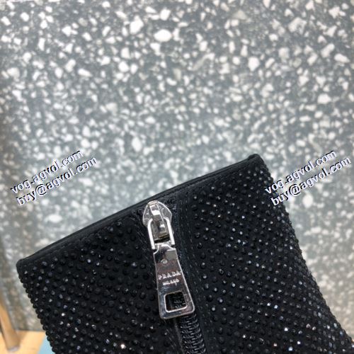 2021秋冬 プラダ PRADA オリジナル 2色可選 プラダスーパーコピー 代引 ショートブーツ ファッション 人気 フロントVカット