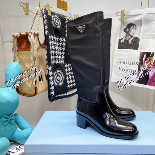 プラダコピー 2021秋冬 プラダ PRADA レザーシューズ靴  汚れも目立ちにくい バックル ロングブーツ 紐なし一番人気の新作はこれ