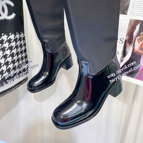 プラダコピー 2021秋冬 プラダ PRADA レザーシューズ靴  汚れも目立ちにくい バックル ロングブーツ 紐なし一番人気の新作はこれ