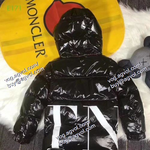 モンクレール MONCLERブランド コピー ダウンジャケット 2色可選 防風性に優れ 【2020秋冬】今きてる最先端ブランド