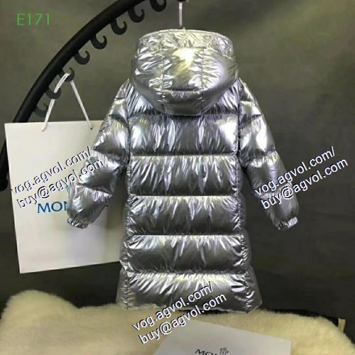 2020年秋冬新色続々登場 モンクレールブランド コピー じわじわと人気上昇中 MONCLER 高級感ある　ダウンジャケット 3色可選