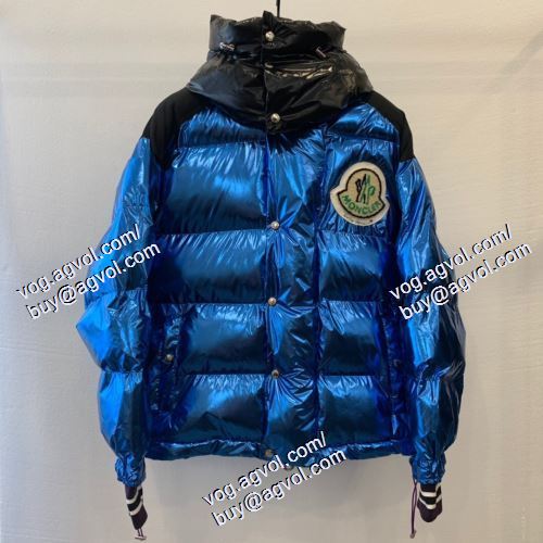 MONCLER お洒落を楽しみたいこの季節 ダウンジャケット メンズ 冬の着太りを解消する モンクレールコピー ブランド 3色可選