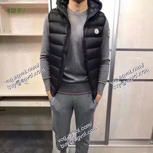 クラシカルな雰囲気と抜け感 MONCLER 防風性にも優れた ダウンベスト 2020秋冬最安価格新品 モンクレールコピーブランド