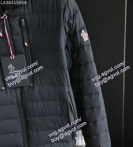 2020-20秋冬トレンドファッション MONCLER モンクレールブランド コピー 大人っぽい雰囲気を出せる ダウンジャケット メンズ