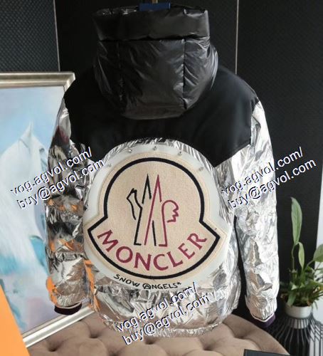 MONCLER 最高にCOOL秋冬新作 2020年秋冬に欠かせない モンクレールブランド 偽物 通販 ダウンジャケット2色可選 秋めいてくるとシックな着こなし